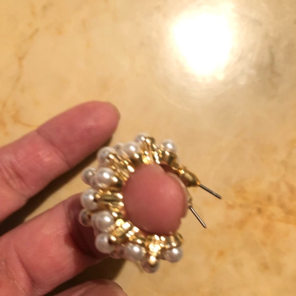 Faux Cluster Pearl Hoop - Picture 5 of 7